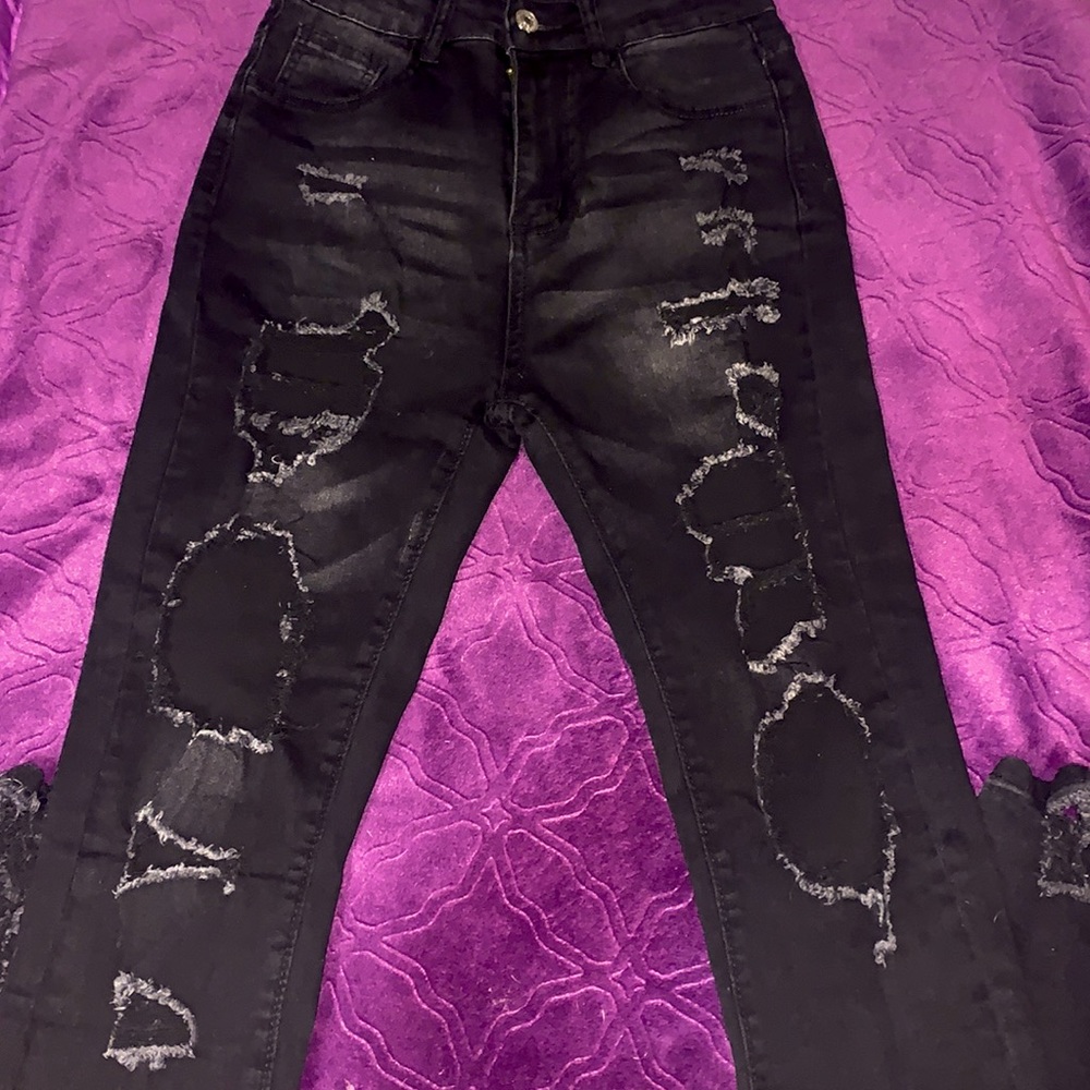 SHEIN Black Ripped jeans. Size 2.